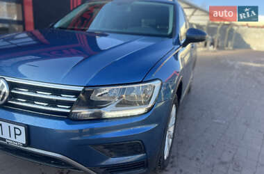 Внедорожник / Кроссовер Volkswagen Tiguan 2017 в Ровно