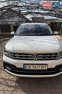 Позашляховик / Кросовер Volkswagen Tiguan 2018 в Чернівцях