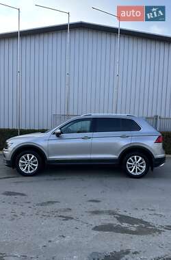 Внедорожник / Кроссовер Volkswagen Tiguan 2019 в Черновцах