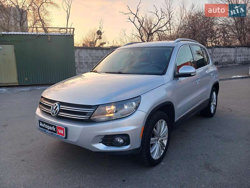 Внедорожник / Кроссовер Volkswagen Tiguan 2012 в Киеве