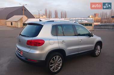 Внедорожник / Кроссовер Volkswagen Tiguan 2012 в Киеве