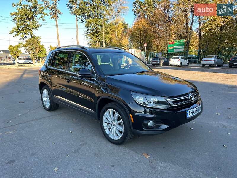 Внедорожник / Кроссовер Volkswagen Tiguan 2013 в Житомире