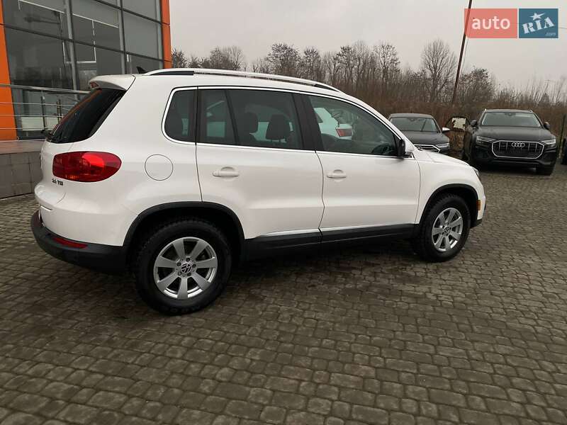 Внедорожник / Кроссовер Volkswagen Tiguan 2012 в Львове