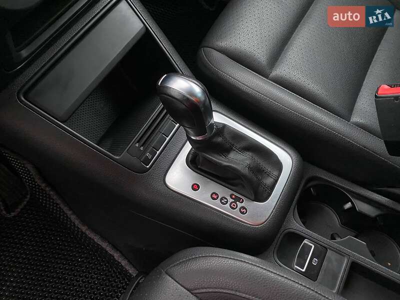 Внедорожник / Кроссовер Volkswagen Tiguan 2012 в Львове