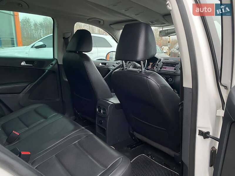 Внедорожник / Кроссовер Volkswagen Tiguan 2012 в Львове