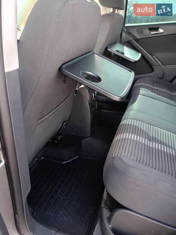 Внедорожник / Кроссовер Volkswagen Tiguan 2010 в Городке фото 12 Внедорожник / Кроссовер Volkswagen Tiguan 2010 в Городке