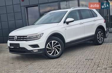 Внедорожник / Кроссовер Volkswagen Tiguan 2019 в Львове