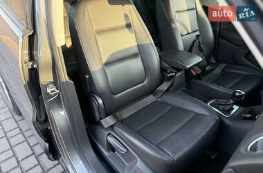 Внедорожник / Кроссовер Volkswagen Tiguan 2012 в 