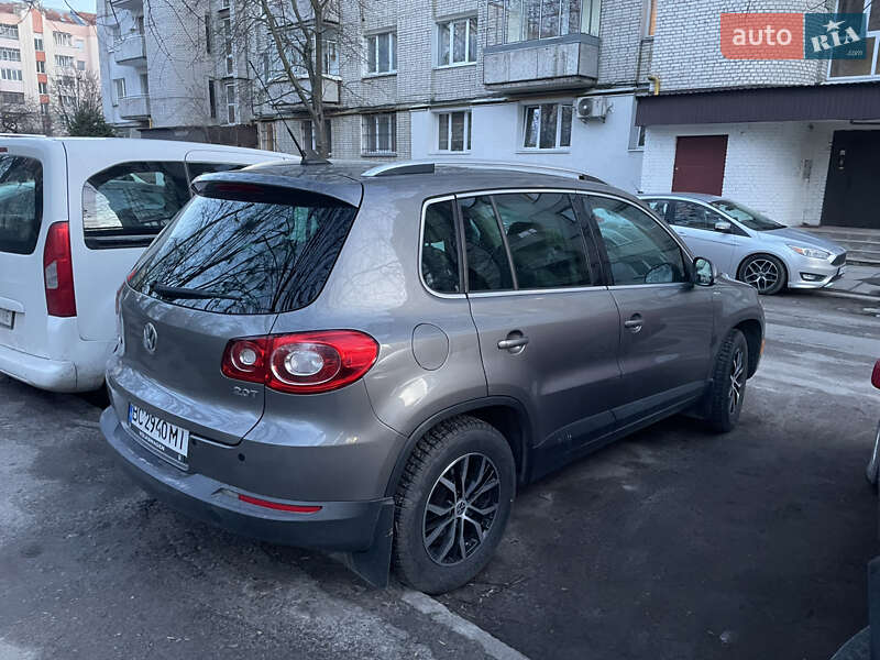 Внедорожник / Кроссовер Volkswagen Tiguan 2010 в Львове фото 7 Внедорожник / Кроссовер Volkswagen Tiguan 2010 в Львове