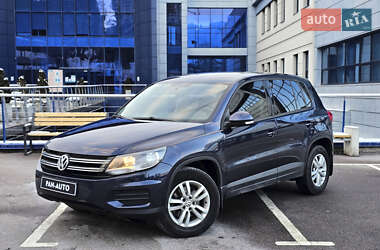 Внедорожник / Кроссовер Volkswagen Tiguan 2013 в Киеве