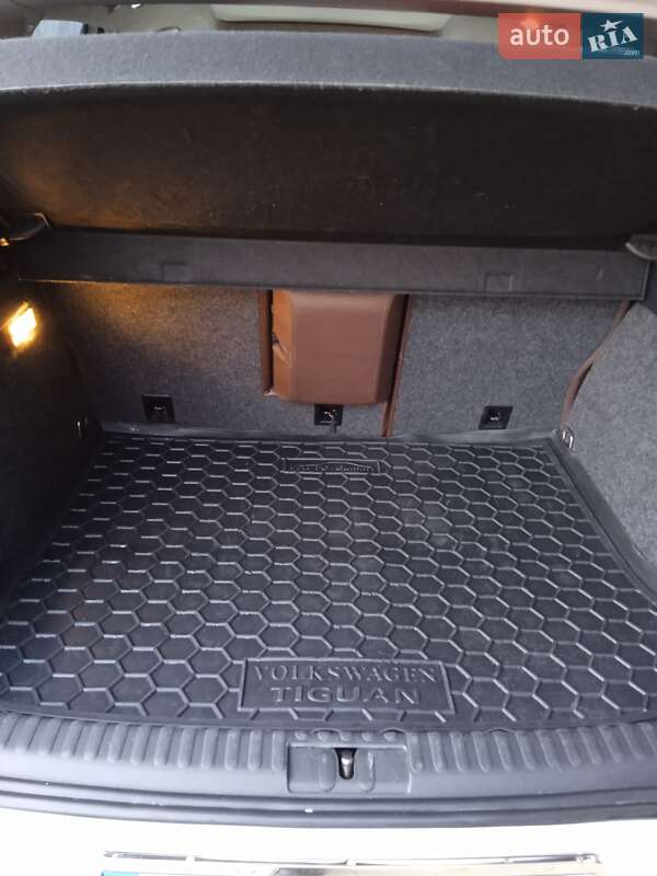 Внедорожник / Кроссовер Volkswagen Tiguan 2014 в Тернополе