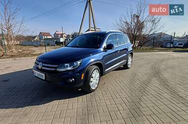 Внедорожник / Кроссовер Volkswagen Tiguan 2012 в Черкасском