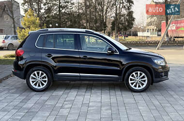 Внедорожник / Кроссовер Volkswagen Tiguan 2012 в Тячеве