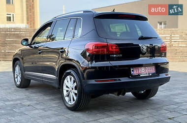 Внедорожник / Кроссовер Volkswagen Tiguan 2012 в Тячеве