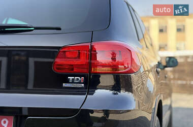 Внедорожник / Кроссовер Volkswagen Tiguan 2012 в Тячеве