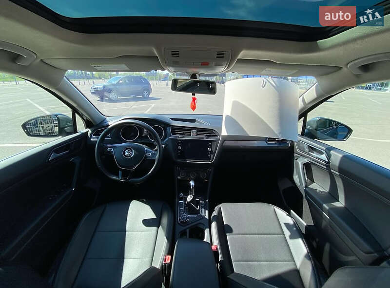 Внедорожник / Кроссовер Volkswagen Tiguan 2017 в Кривом Роге
