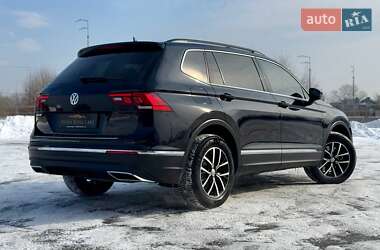 Внедорожник / Кроссовер Volkswagen Tiguan 2021 в Киеве