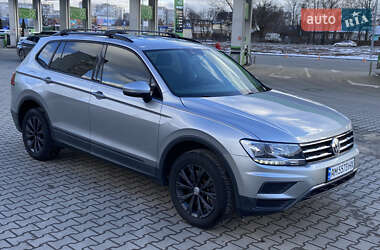 Внедорожник / Кроссовер Volkswagen Tiguan 2020 в Житомире