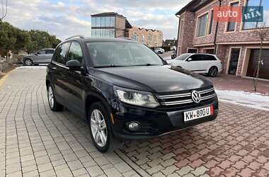 Внедорожник / Кроссовер Volkswagen Tiguan 2013 в Черновцах