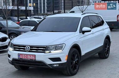 Внедорожник / Кроссовер Volkswagen Tiguan 2018 в Ужгороде