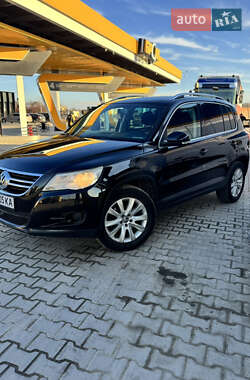 Внедорожник / Кроссовер Volkswagen Tiguan 2008 в Львове