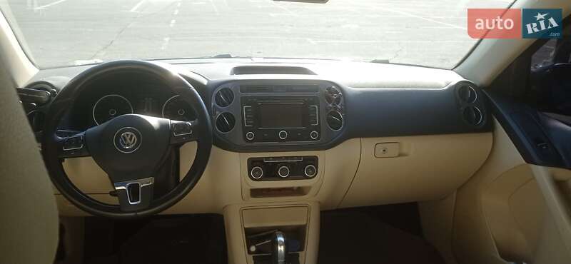 Внедорожник / Кроссовер Volkswagen Tiguan 2011 в Киеве фото 6 Внедорожник / Кроссовер Volkswagen Tiguan 2011 в Киеве