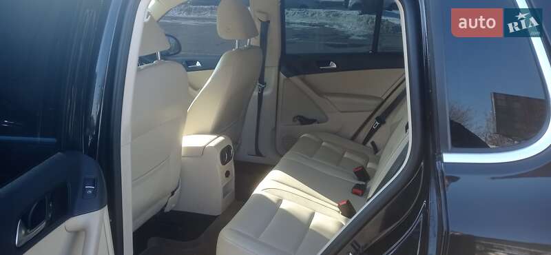 Внедорожник / Кроссовер Volkswagen Tiguan 2011 в Киеве фото 8 Внедорожник / Кроссовер Volkswagen Tiguan 2011 в Киеве