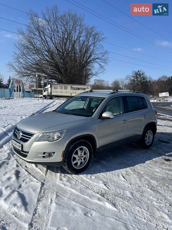 Volkswagen Tiguan 2011