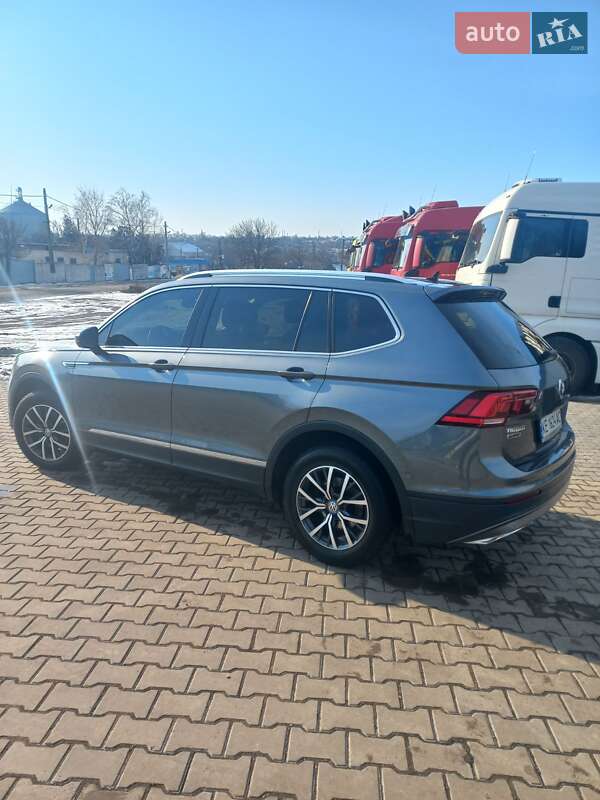 Внедорожник / Кроссовер Volkswagen Tiguan 2018 в Софиевке