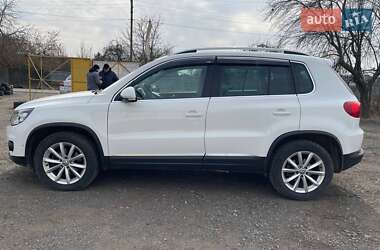 Внедорожник / Кроссовер Volkswagen Tiguan 2012 в Ужгороде