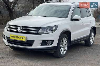 Внедорожник / Кроссовер Volkswagen Tiguan 2012 в Ужгороде