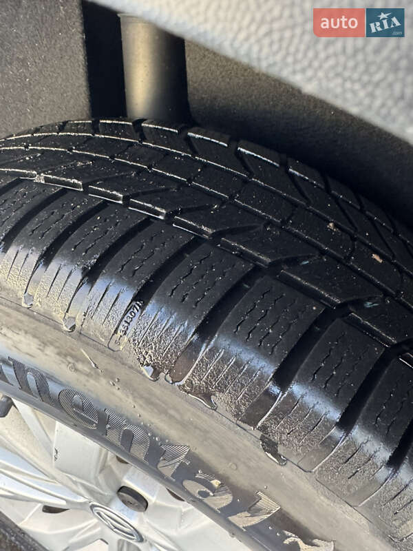 Внедорожник / Кроссовер Volkswagen Tiguan 2017 в Киеве фото 23 Внедорожник / Кроссовер Volkswagen Tiguan 2017 в Киеве