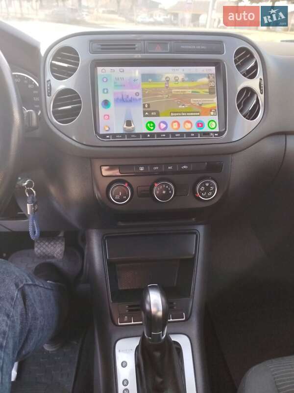 Внедорожник / Кроссовер Volkswagen Tiguan 2013 в Дубно