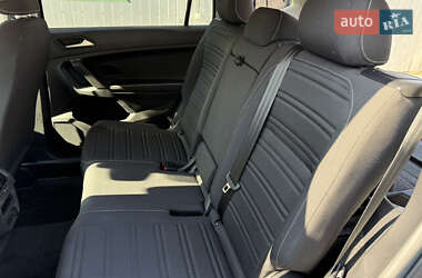 Позашляховик / Кросовер Volkswagen Tiguan 2023 в 