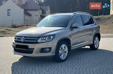 Внедорожник / Кроссовер Volkswagen Tiguan 2014 в Львове