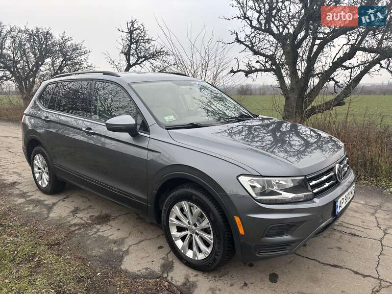 Внедорожник / Кроссовер Volkswagen Tiguan 2019 в Запорожье