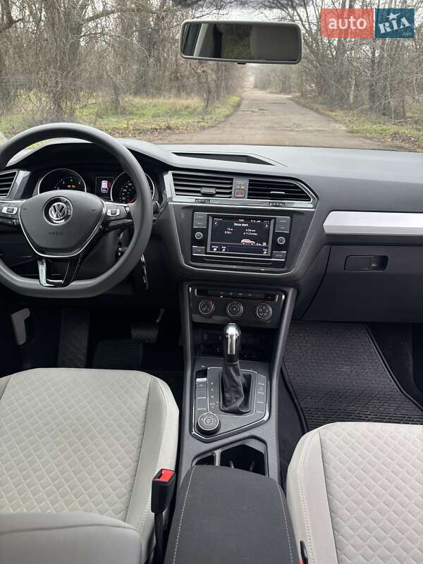 Внедорожник / Кроссовер Volkswagen Tiguan 2019 в Запорожье