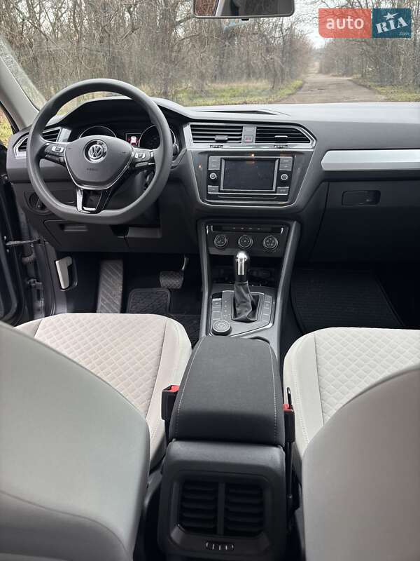 Внедорожник / Кроссовер Volkswagen Tiguan 2019 в Запорожье
