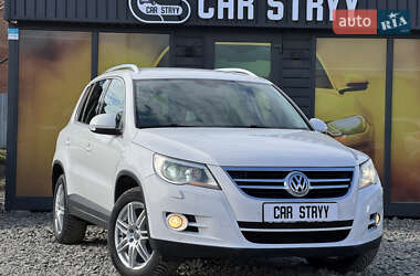 Внедорожник / Кроссовер Volkswagen Tiguan 2010 в Стрые