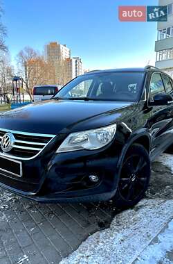 Позашляховик / Кросовер Volkswagen Tiguan 2008 в Сумах