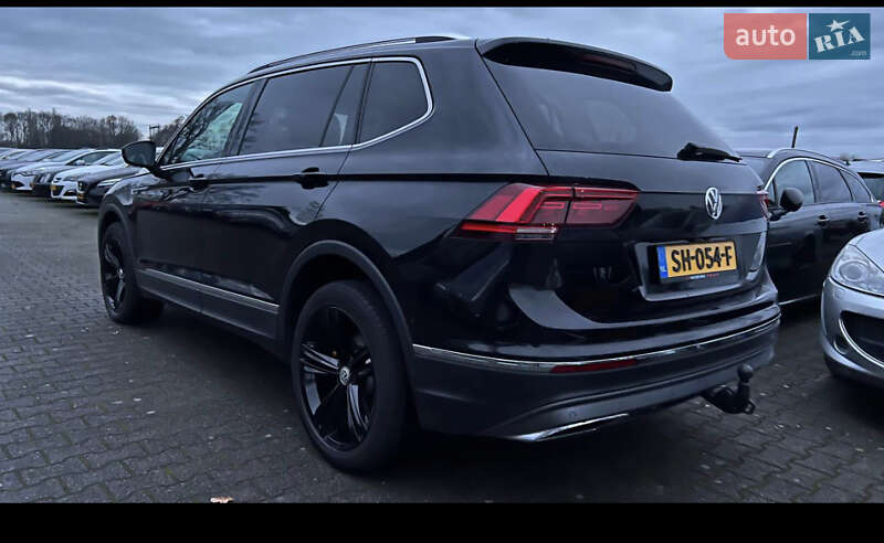 Внедорожник / Кроссовер Volkswagen Tiguan 2018 в Одессе