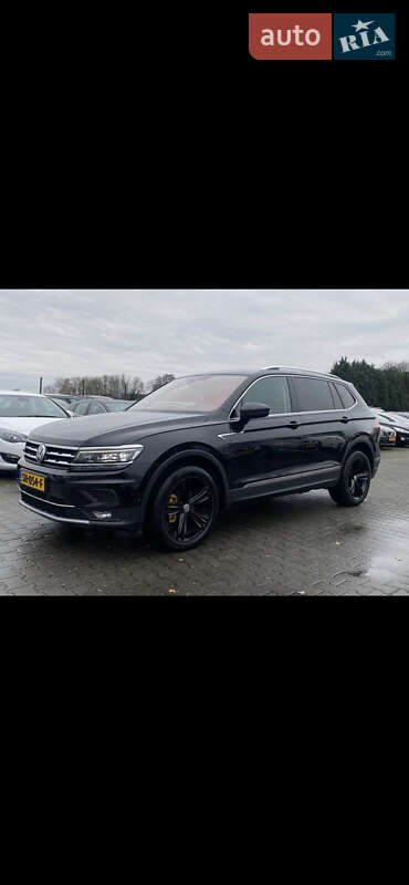 Внедорожник / Кроссовер Volkswagen Tiguan 2018 в Одессе