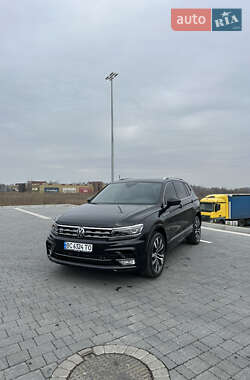 Позашляховик / Кросовер Volkswagen Tiguan 2019 в Львові