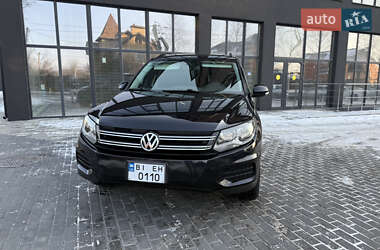 Внедорожник / Кроссовер Volkswagen Tiguan 2016 в Полтаве