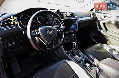 Позашляховик / Кросовер Volkswagen Tiguan 2017 в  фото 7 Позашляховик / Кросовер Volkswagen Tiguan 2017 в