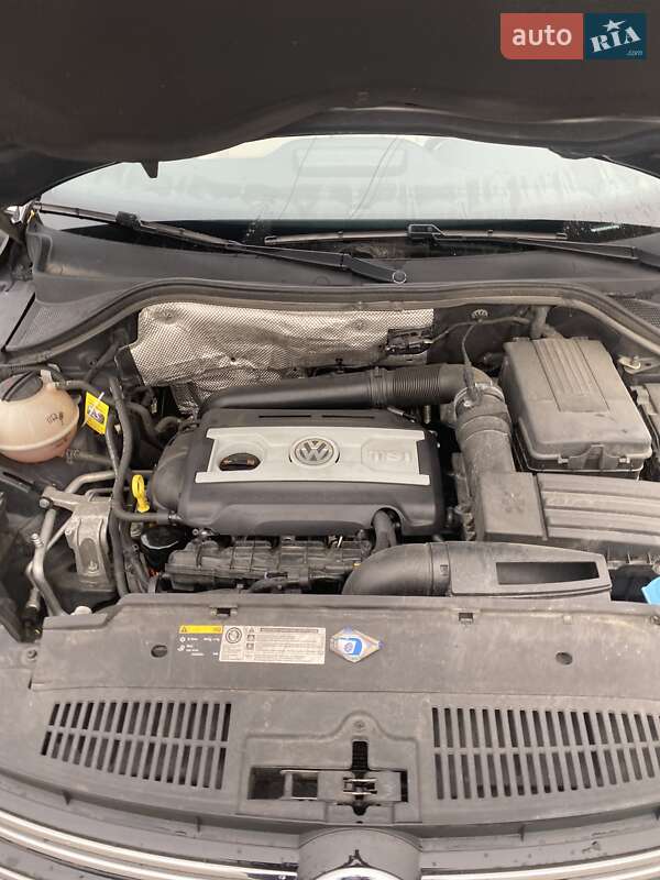 Позашляховик / Кросовер Volkswagen Tiguan 2013 в Чернівцях
