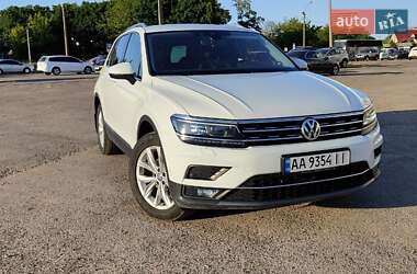 Позашляховик / Кросовер Volkswagen Tiguan 2019 в Львові