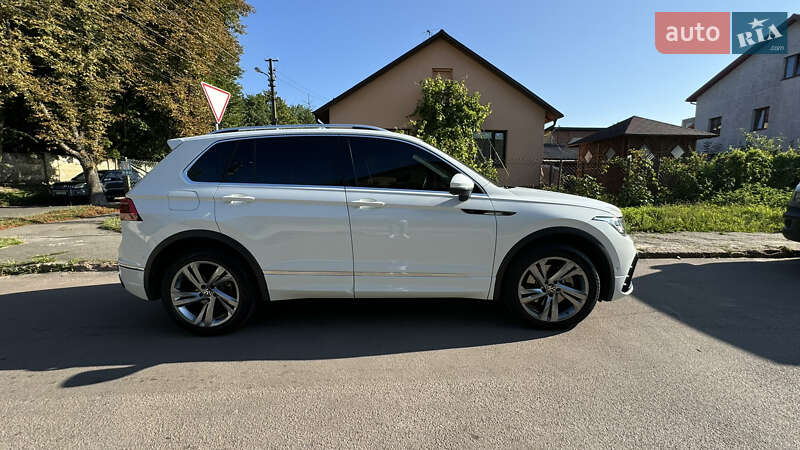 Внедорожник / Кроссовер Volkswagen Tiguan 2021 в Львове