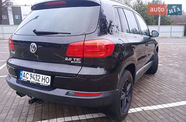 Внедорожник / Кроссовер Volkswagen Tiguan 2014 в 