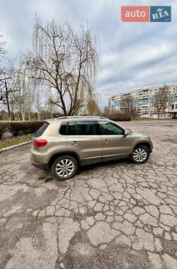 Позашляховик / Кросовер Volkswagen Tiguan 2012 в Дніпрі